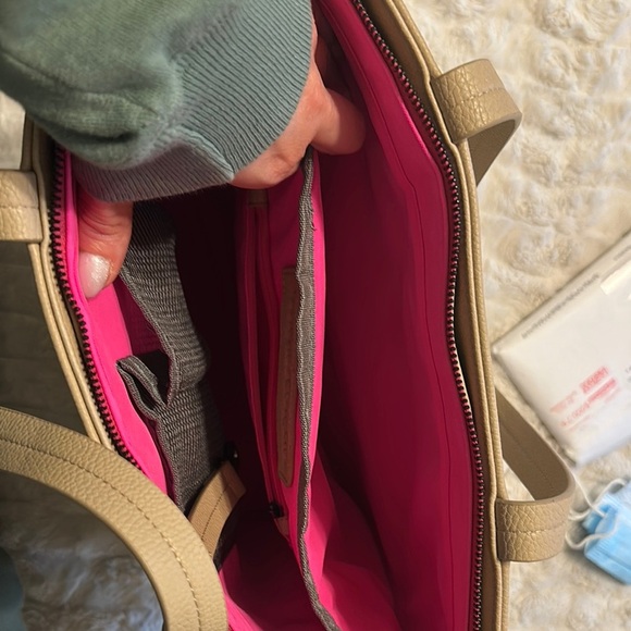 Structured Cream Tote Bag with Outside Pockets - Picture 4 of 10